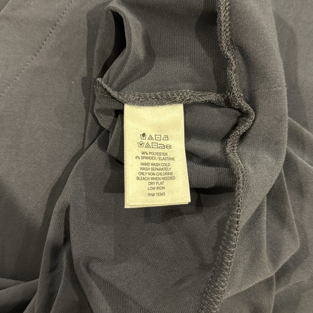 Tahari NWT Top with Chain front detail, soft and comfy! - Picture 8 of 10